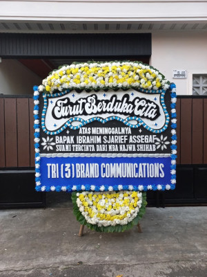Papan Bunga Duka di Moti Kota